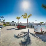 펜션 Royal Palm By Interhome *